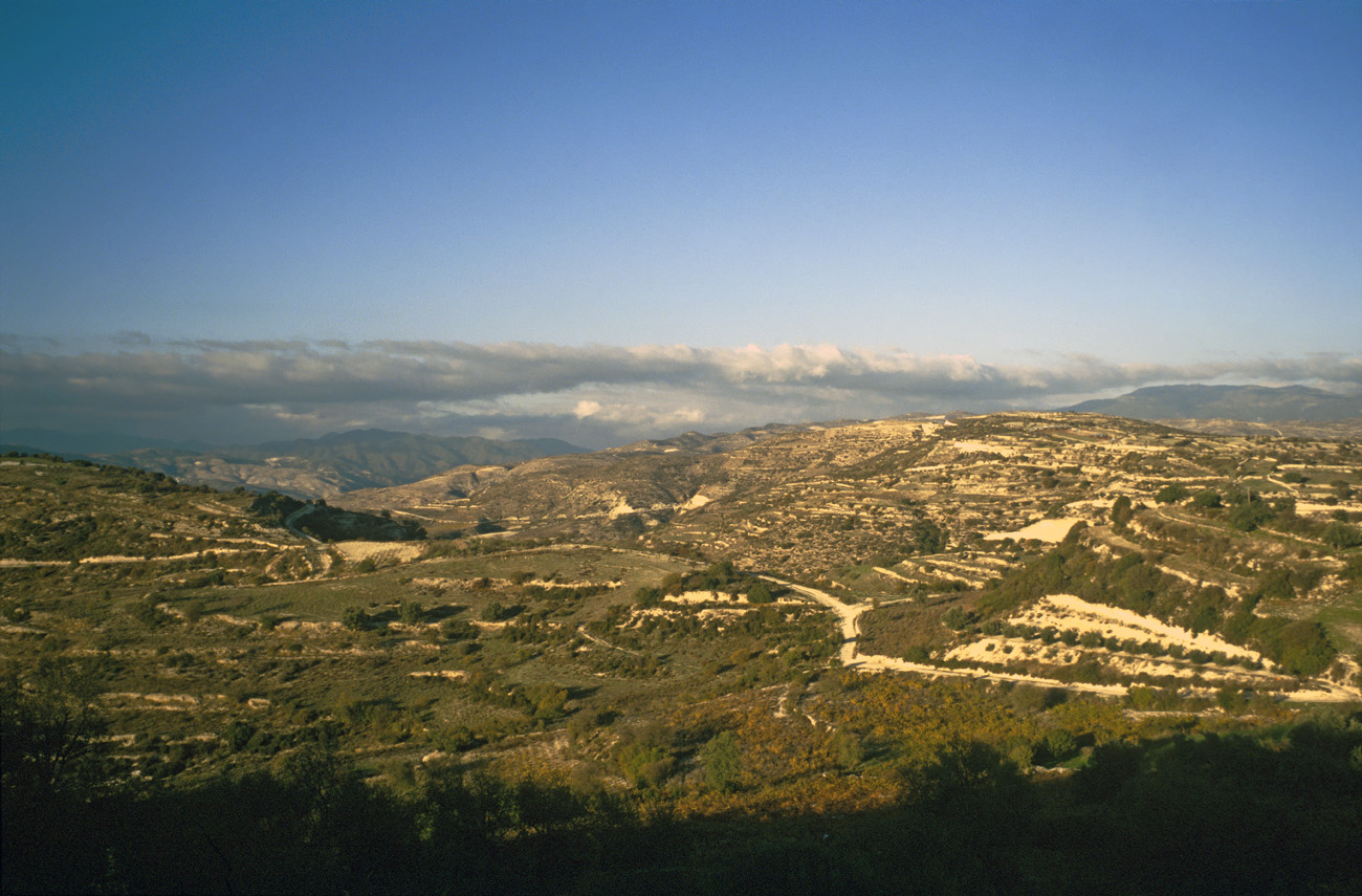 chy1998_41.jpg - Lefkara paysage au crépuscule Ektachrome Elite 100