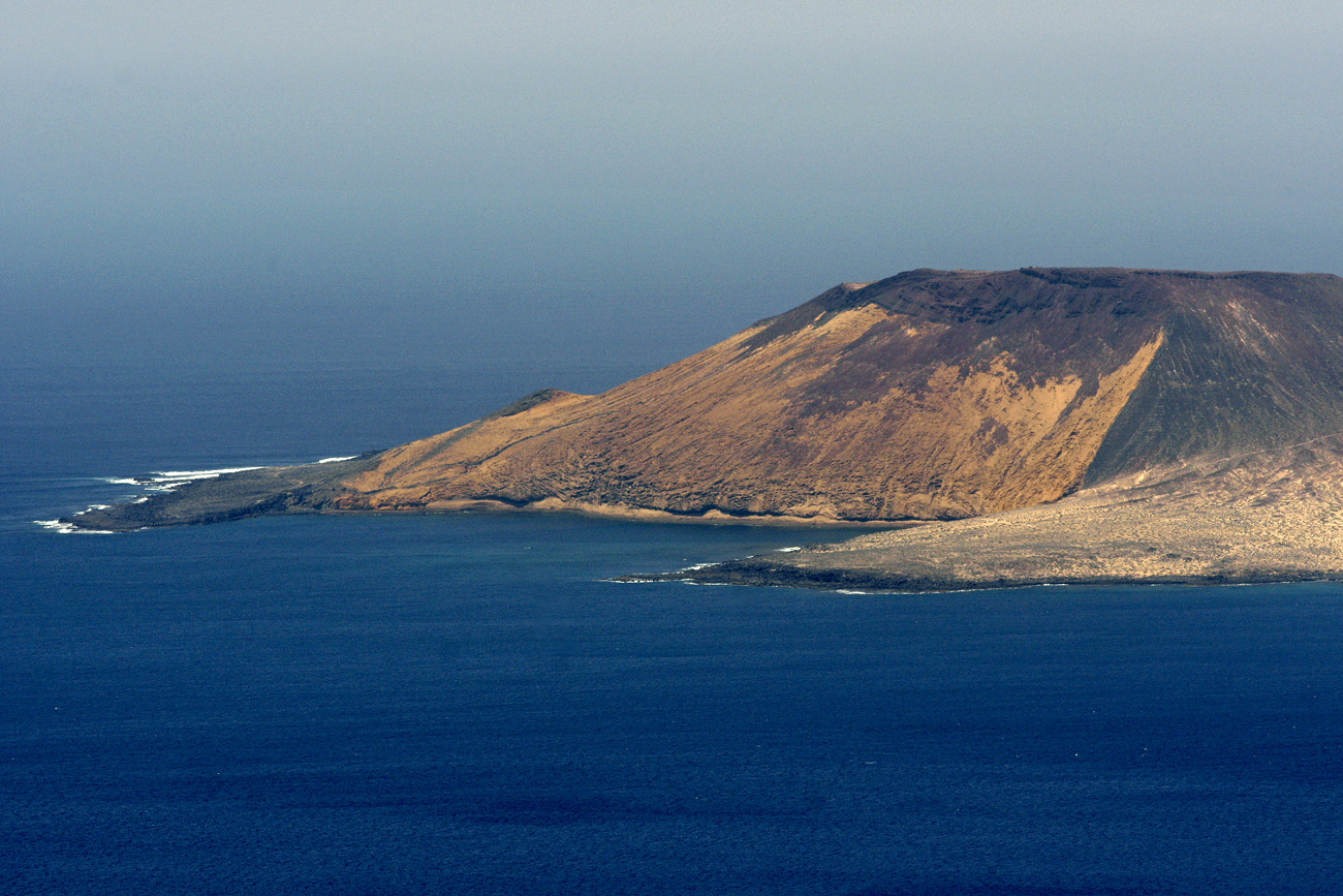 lanz08-03-16_038.jpg -  Lanzarote, mars 2008 Région nord-est Mirador del Rio de Cesar Manrique