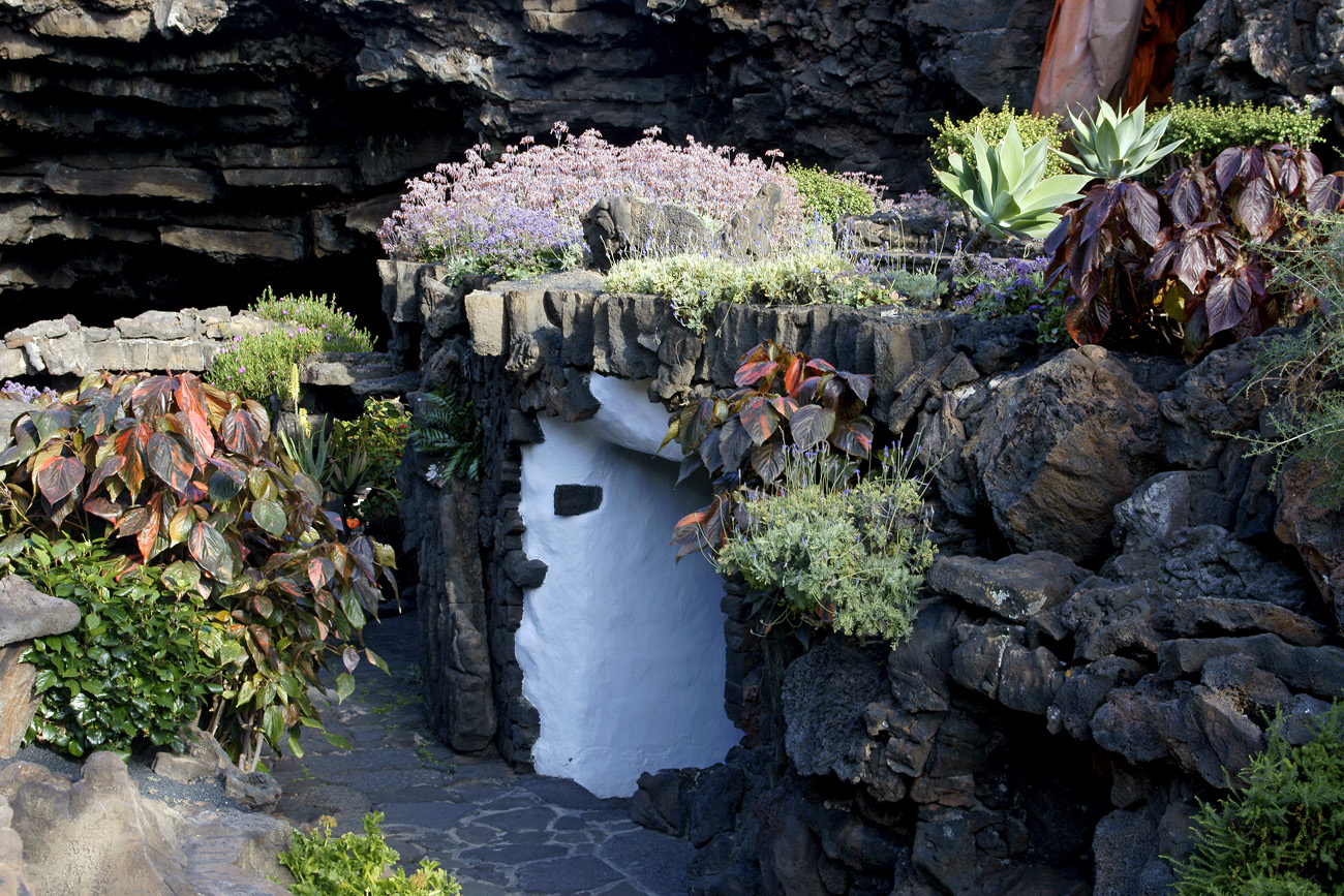 lanz08-03-19_124.jpg -  Lanzarote, mars 2008 Jameos de Agua, une oeuvre de Cesar Manrique