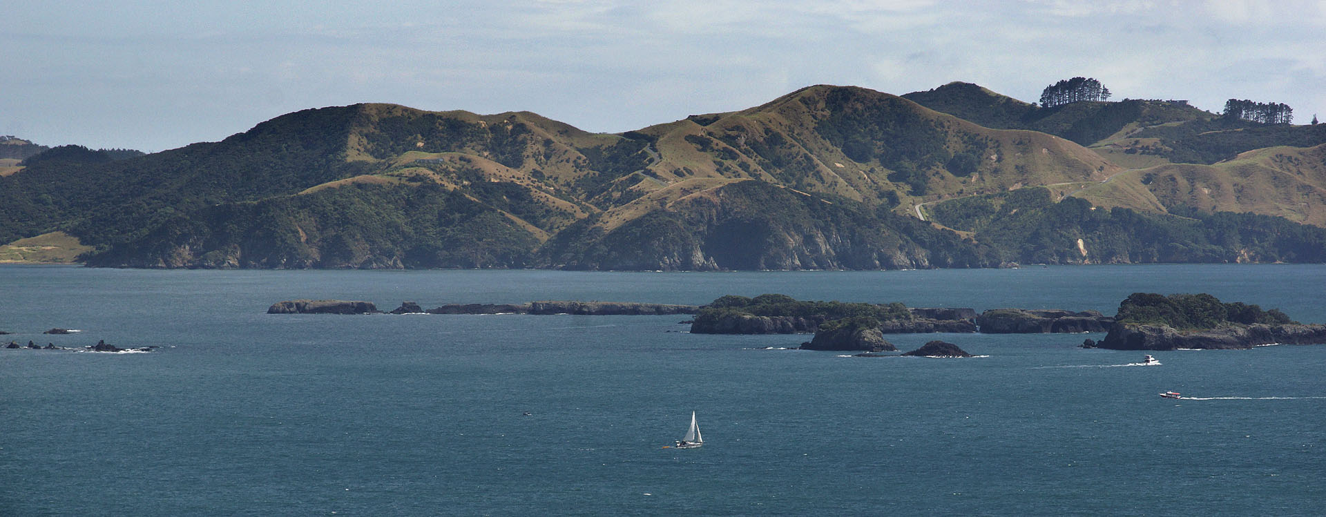 nz12-02-13_018-p.jpg - point de vue depuis Kororareta Point à Russel Far North District Bay Of Islands
