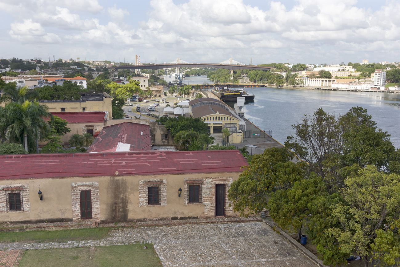 repdom14-01-10_075.jpg - République Dominicaine, janvier 2014 Saint-Domingue près de la Fortoleza Ozama