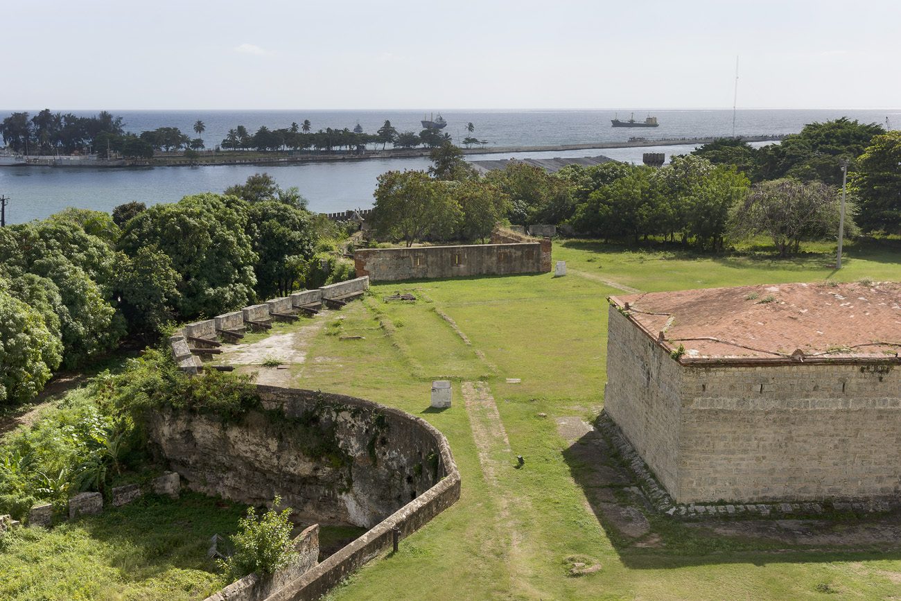 repdom14-01-10_076.jpg - République Dominicaine, janvier 2014 Saint-Domingue près de la Fortoleza Ozama, la polvora de Santa Barbara